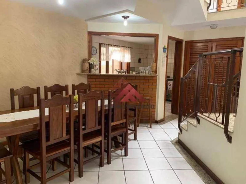 Casa, 4 quartos, 360 m² - Foto 11