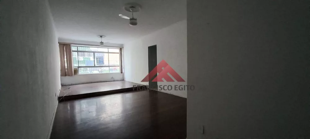 Apartamento à venda com 3 quartos, 129m² - Foto 4