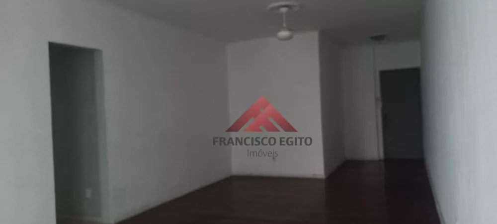 Apartamento à venda com 3 quartos, 129m² - Foto 1