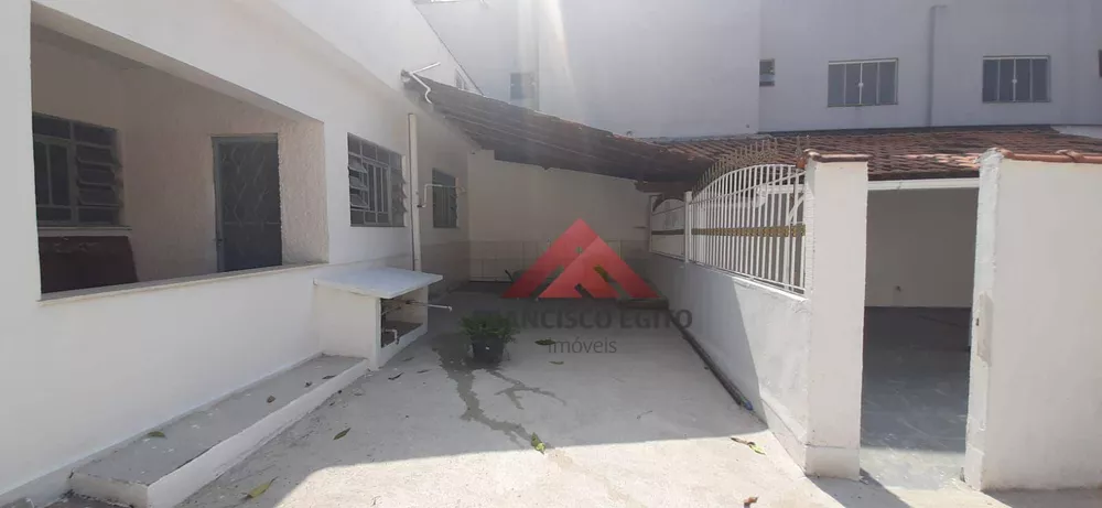 Casa, 2 quartos, 247 m² - Foto 1