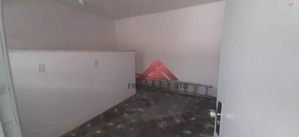 Casa, 2 quartos, 247 m² - Foto 9