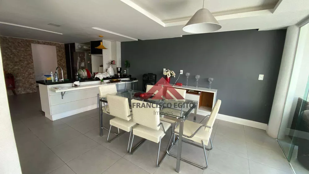 Casa, 3 quartos, 235 m² - Foto 3