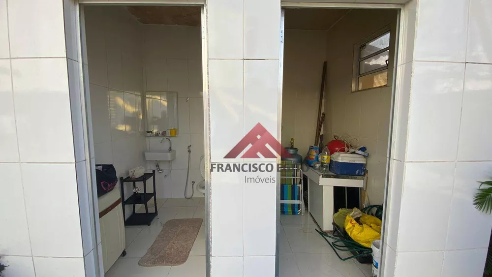 Casa, 3 quartos, 235 m² - Foto 22