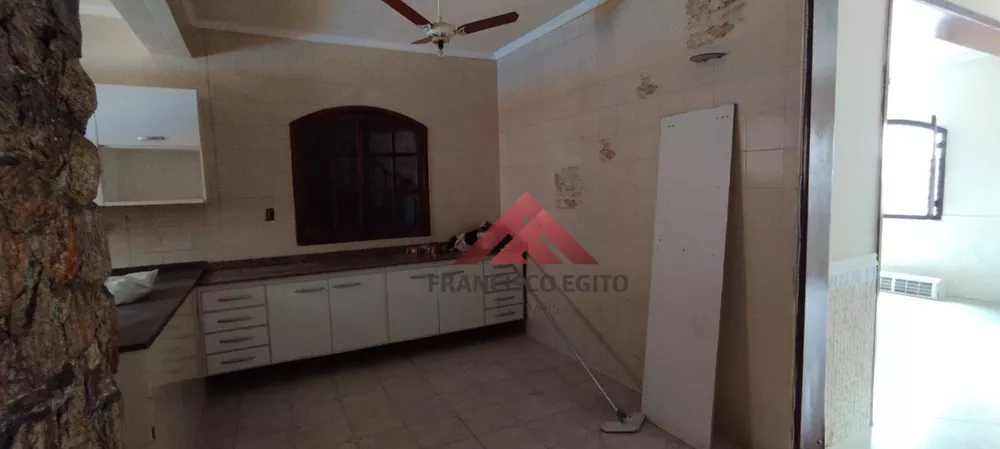 Casa, 3 quartos, 190 m² - Foto 4
