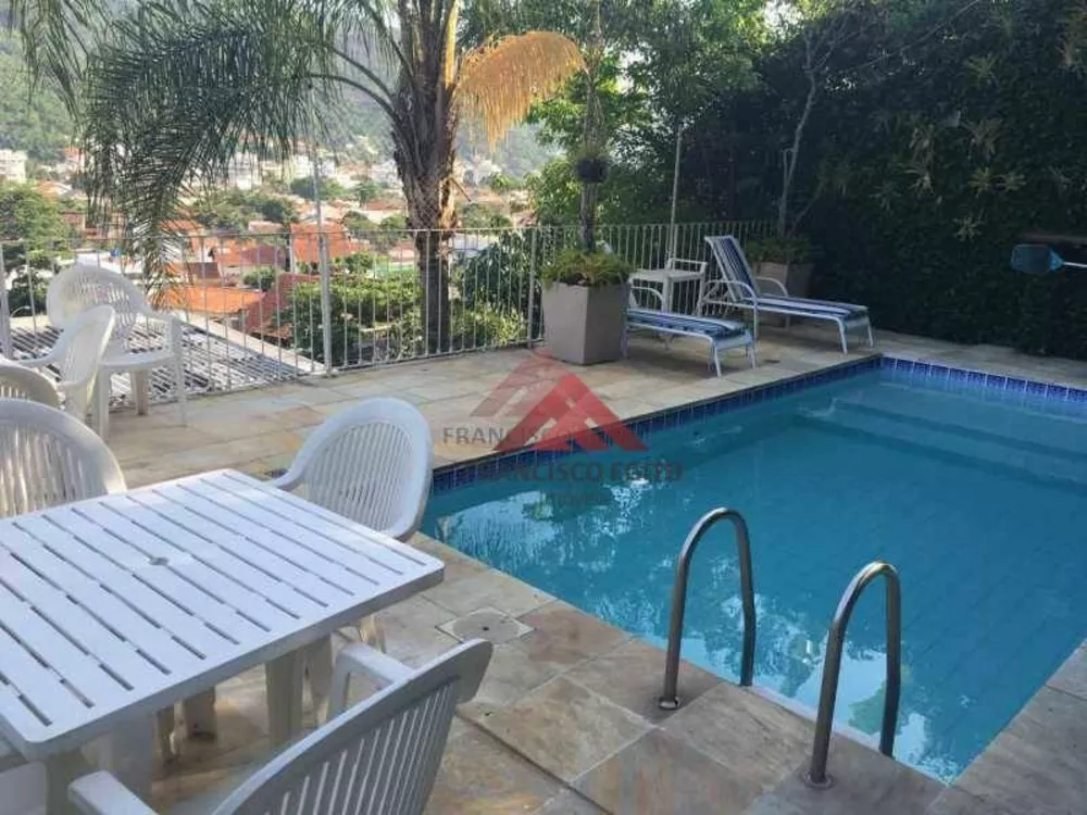 Casa, 4 quartos, 380 m² - Foto 1