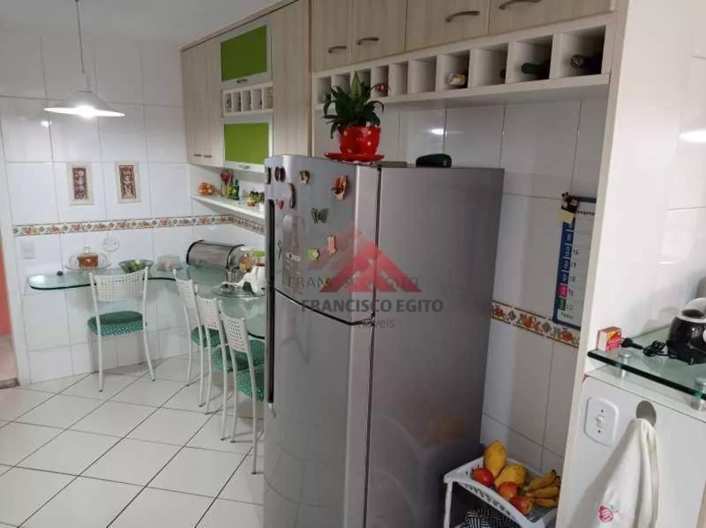Apartamento, 3 quartos, 220 m² - Foto 23