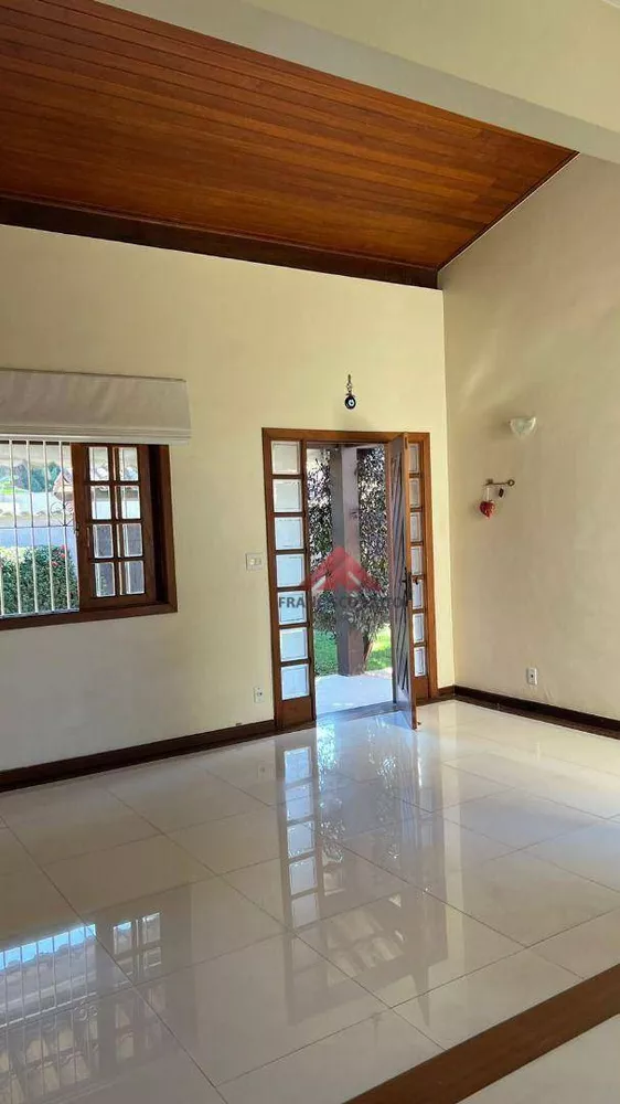 Casa, 3 quartos, 130 m² - Foto 2