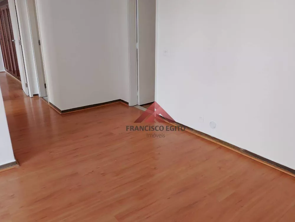 Apartamento à venda com 2 quartos, 70m² - Foto 4