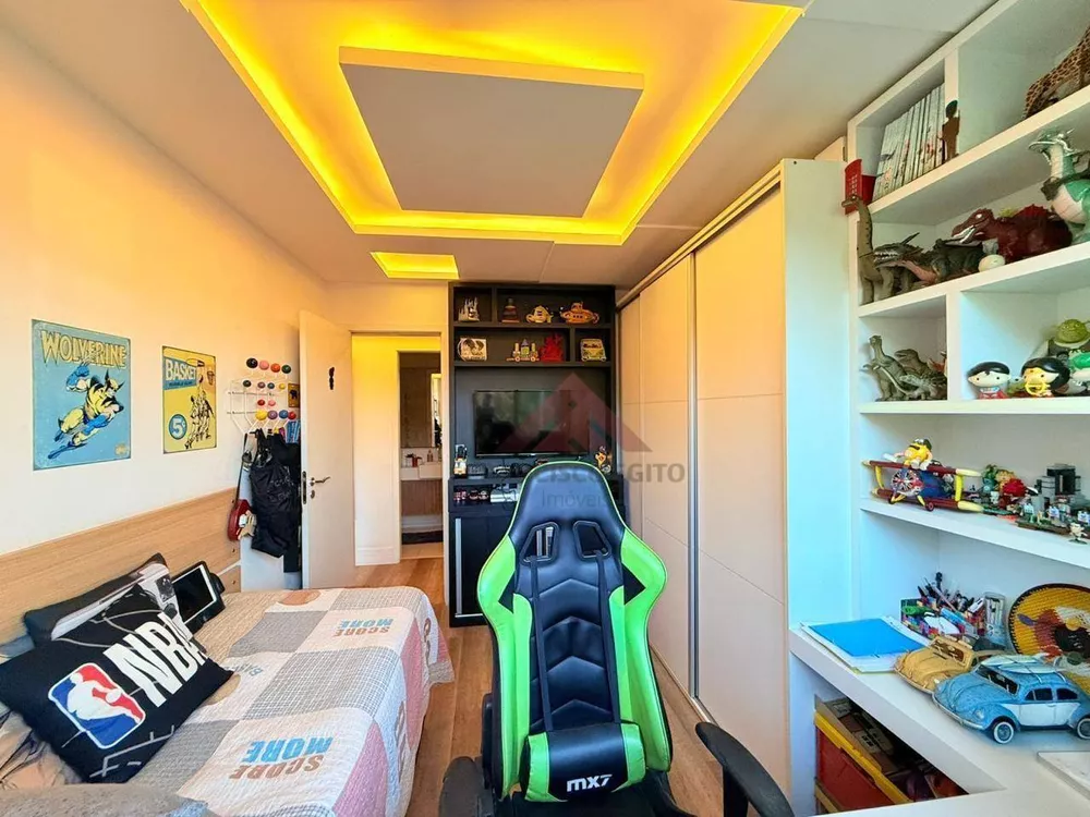Cobertura, 3 quartos, 210 m² - Foto 1