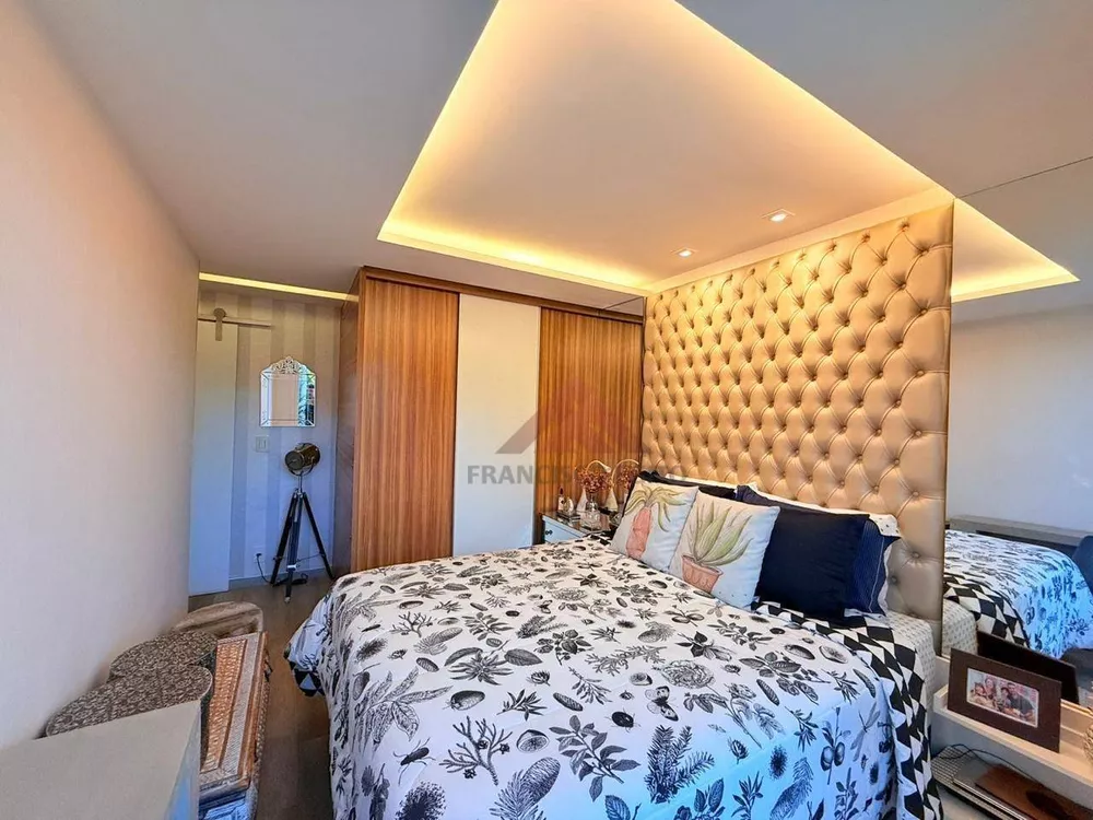 Cobertura, 3 quartos, 210 m² - Foto 8