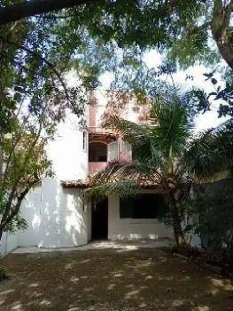 Casa, 4 quartos, 215 m² - Foto 1