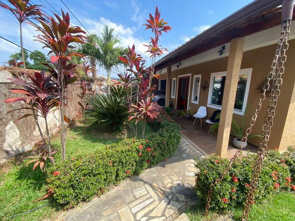 Casa, 3 quartos, 250 m² - Foto 1
