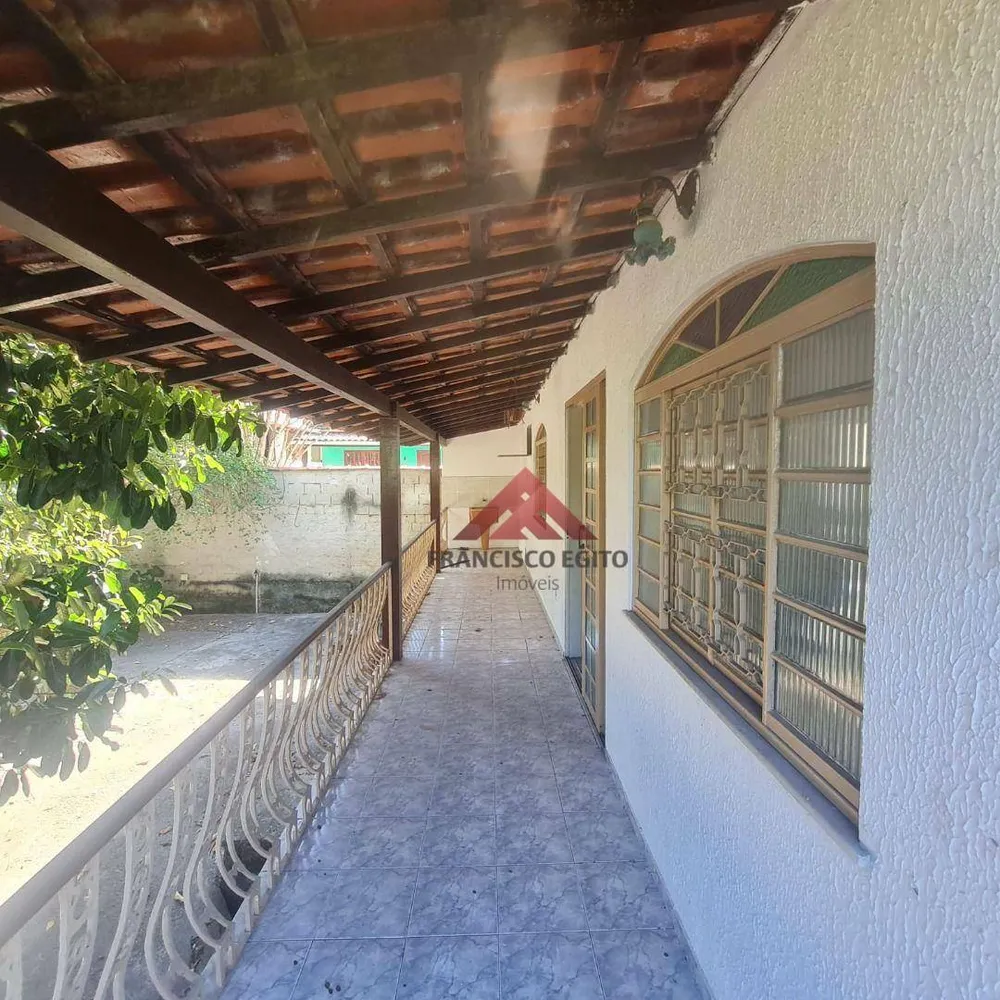 Casa, 5 quartos, 130 m² - Foto 3