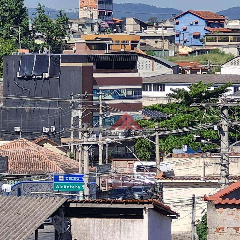 Casa, 5 quartos, 130 m² - Foto 5