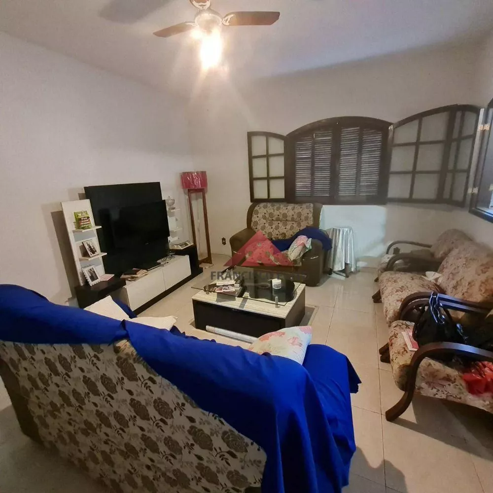 Casa, 5 quartos, 130 m² - Foto 15