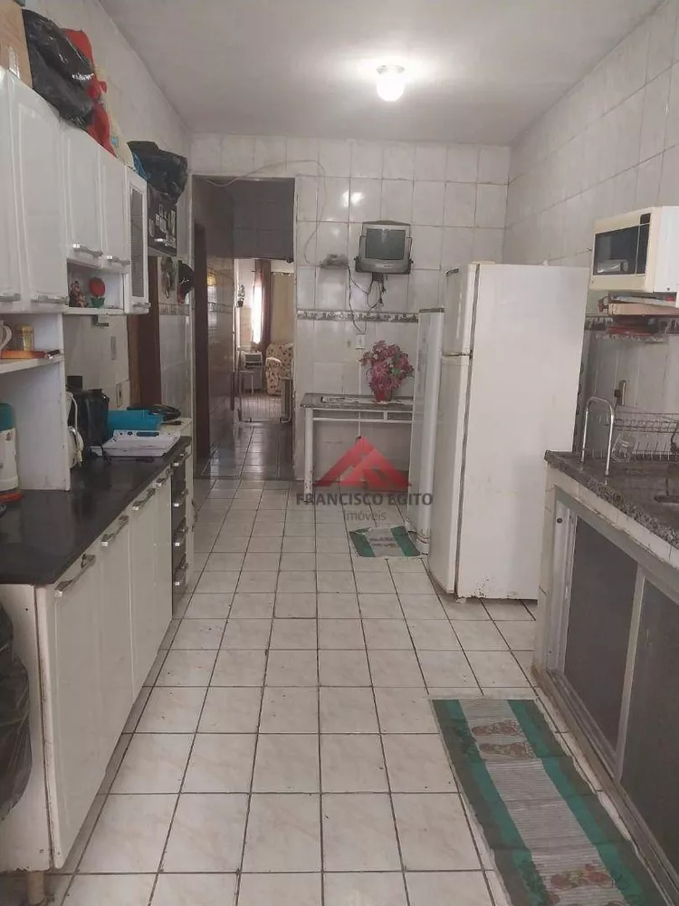 Casa, 3 quartos, 324 m² - Foto 19