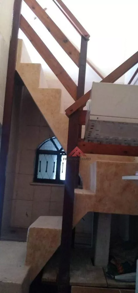 Casa, 3 quartos, 241 m² - Foto 19