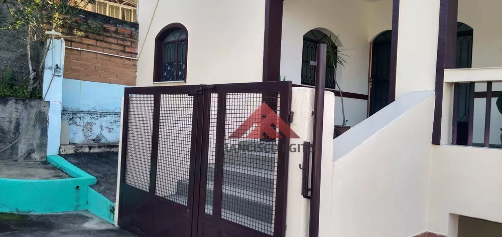 Casa, 3 quartos, 241 m² - Foto 28