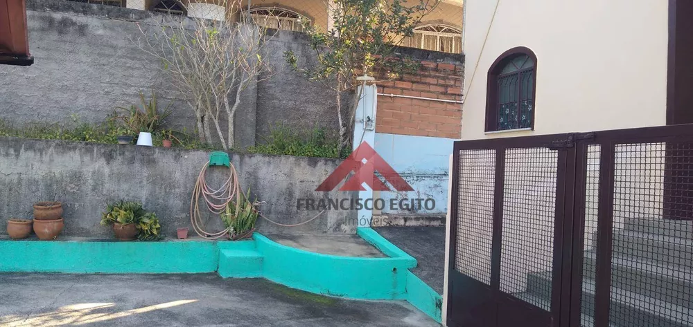 Casa, 3 quartos, 241 m² - Foto 25