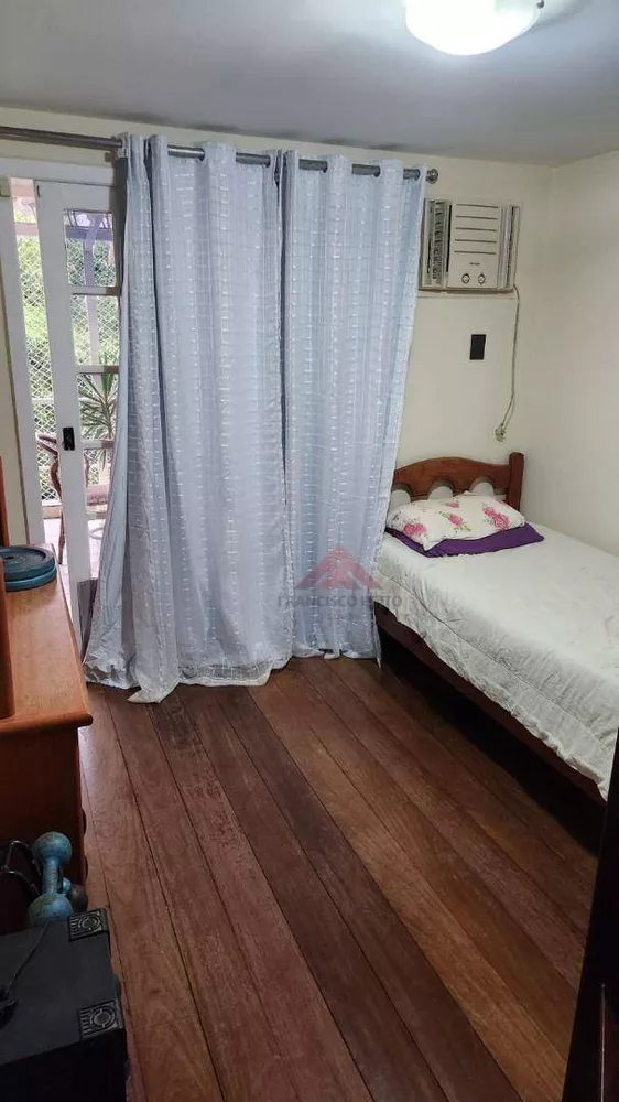 Casa, 4 quartos, 200 m² - Foto 9