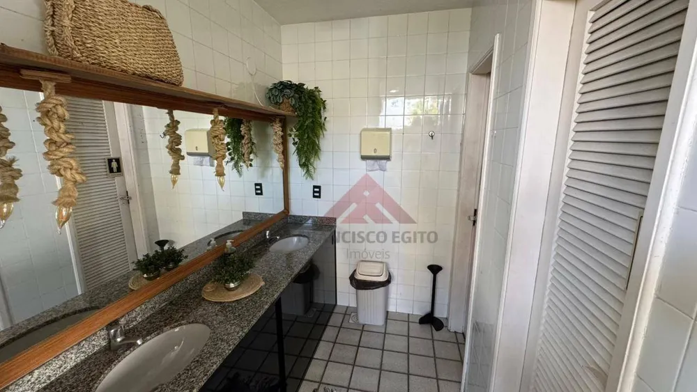 Casa, 4 quartos, 250 m² - Foto 37