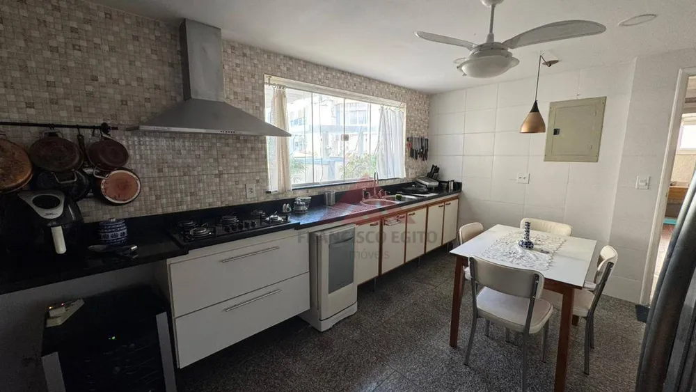 Casa, 4 quartos, 250 m² - Foto 16