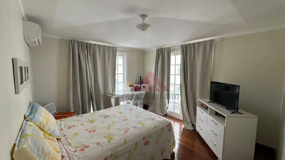 Casa, 4 quartos, 250 m² - Foto 27