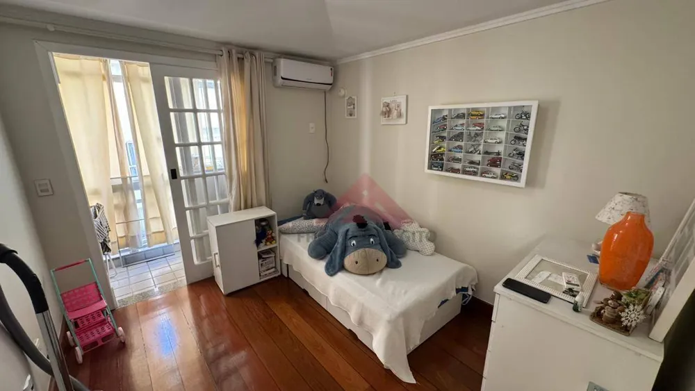 Casa, 4 quartos, 250 m² - Foto 25