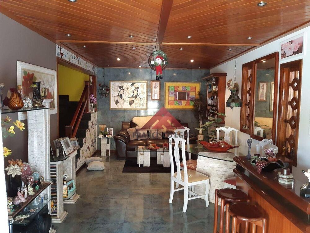 Casa, 3 quartos, 113 m² - Foto 2