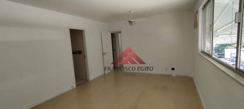 Apartamento à venda com 2 quartos, 90m² - Foto 1