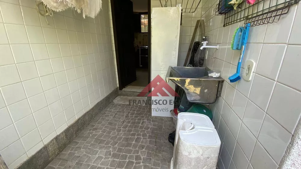 Casa, 4 quartos, 250 m² - Foto 9