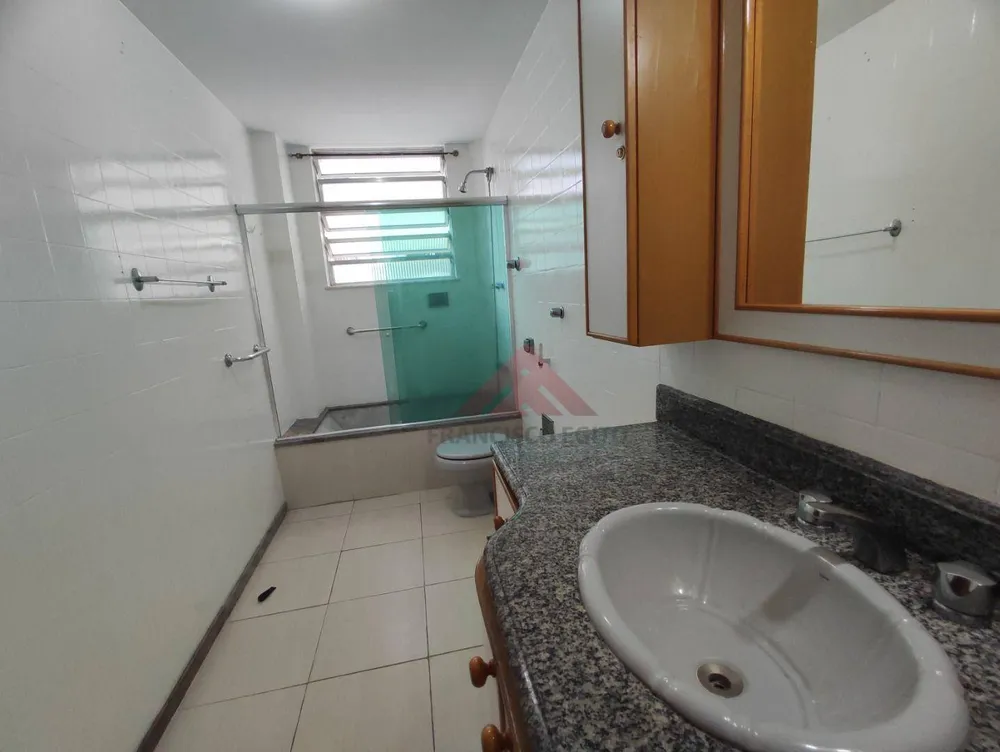Apartamento, 3 quartos, 130 m² - Foto 2
