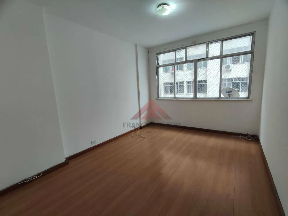 Apartamento, 3 quartos, 130 m² - Foto 4