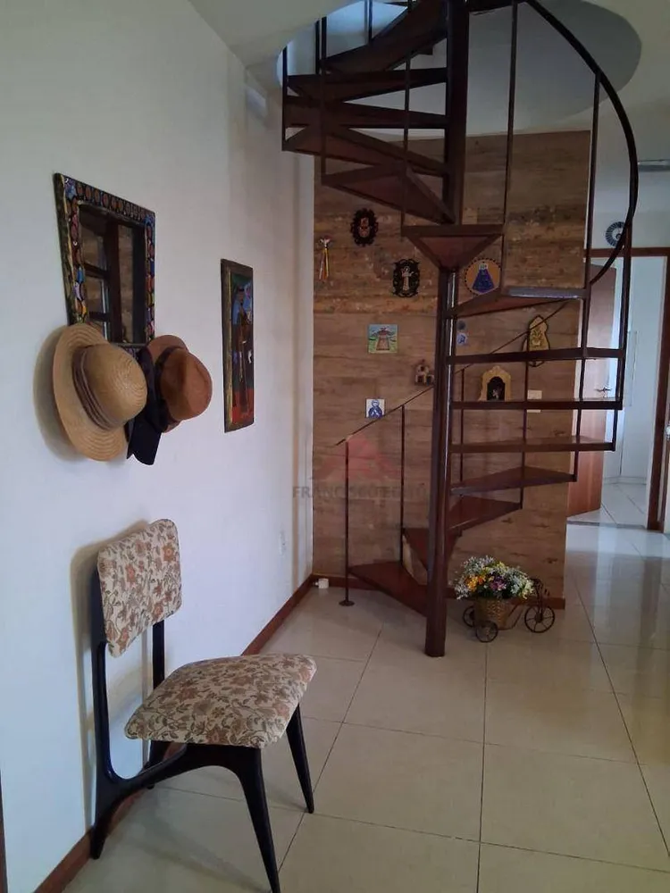 Cobertura, 3 quartos, 180 m² - Foto 4