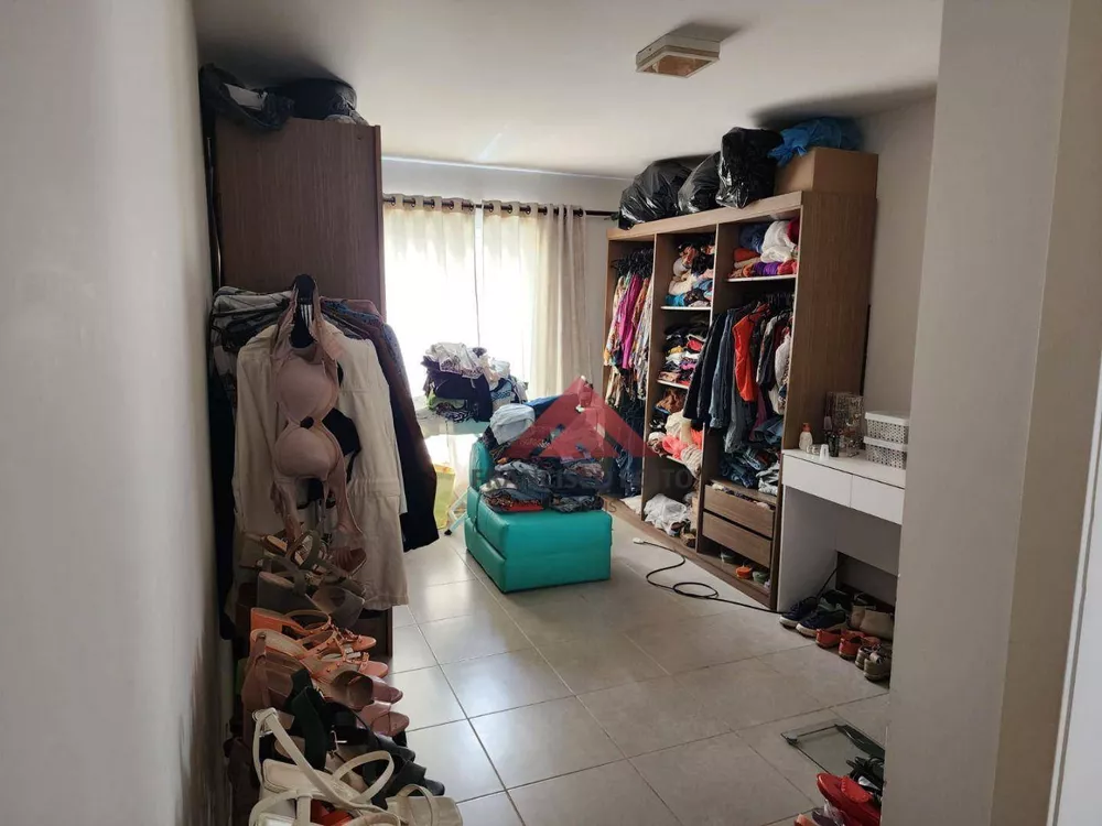 Casa, 3 quartos, 174 m² - Foto 1