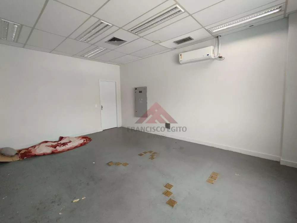 Loja-Salão, 700 m² - Foto 1