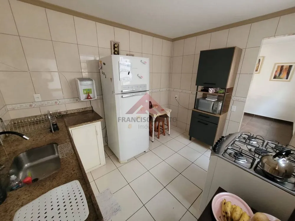 Casa, 5 quartos, 218 m² - Foto 22