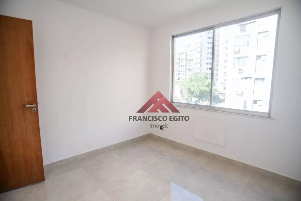 Apartamento à venda com 2 quartos, 80m² - Foto 3