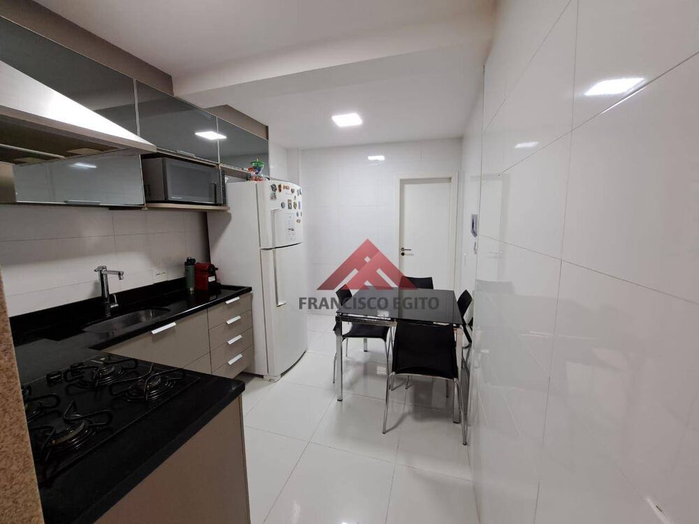 Casa à venda com 2 quartos, 66m² - Foto 3