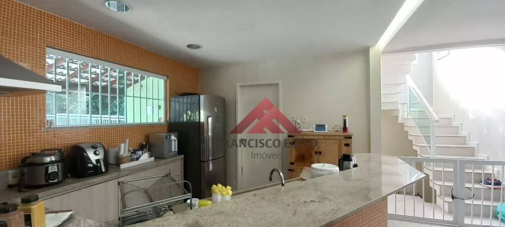 Casa, 5 quartos, 180 m² - Foto 32
