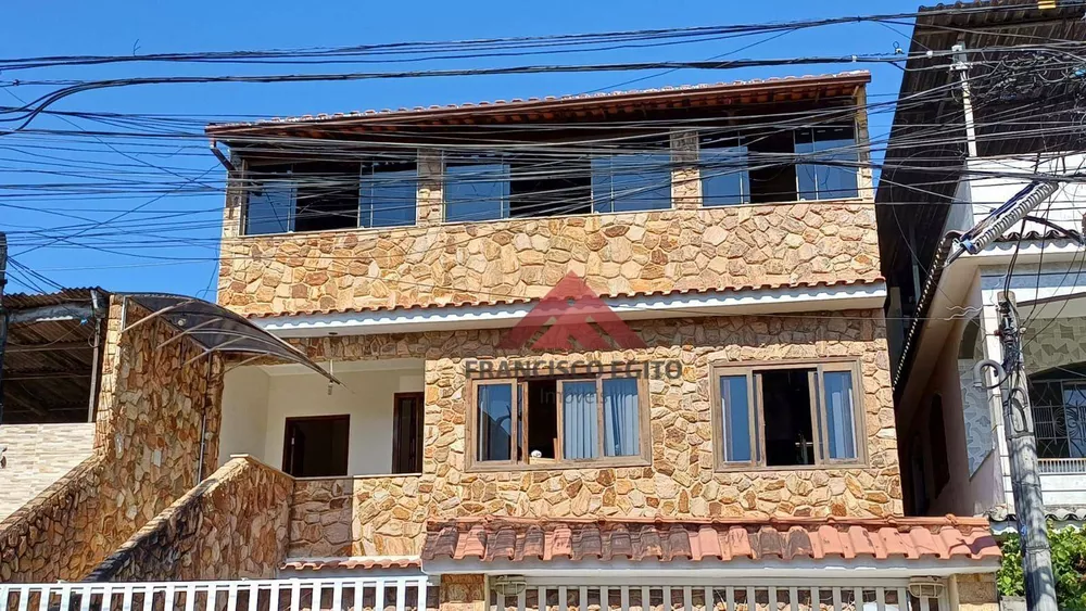 Sobrado, 4 quartos, 258 m² - Foto 2