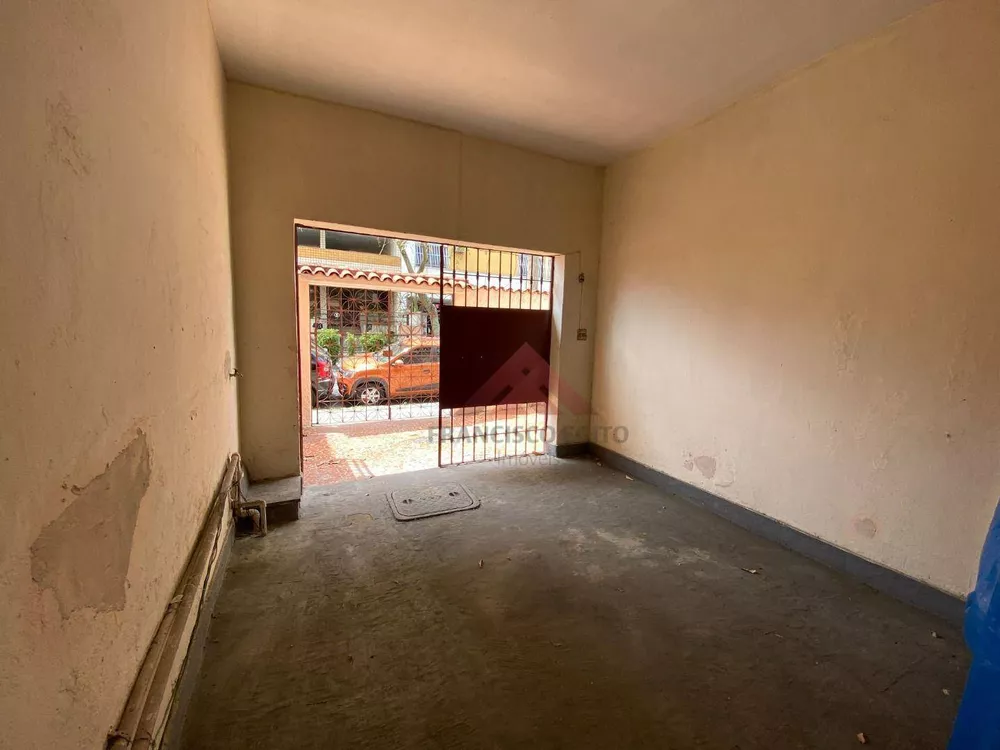 Casa, 7 quartos, 403 m² - Foto 3
