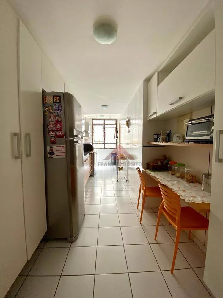 Apartamento, 4 quartos, 252 m² - Foto 14