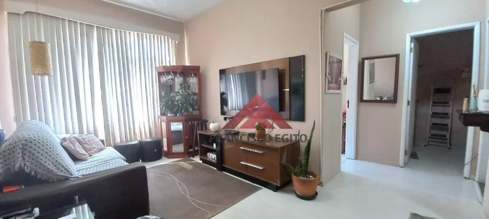 Apartamento à venda com 2 quartos, 72m² - Foto 1