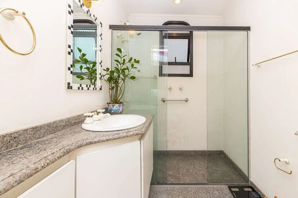 Apartamento, 3 quartos, 251 m² - Foto 1