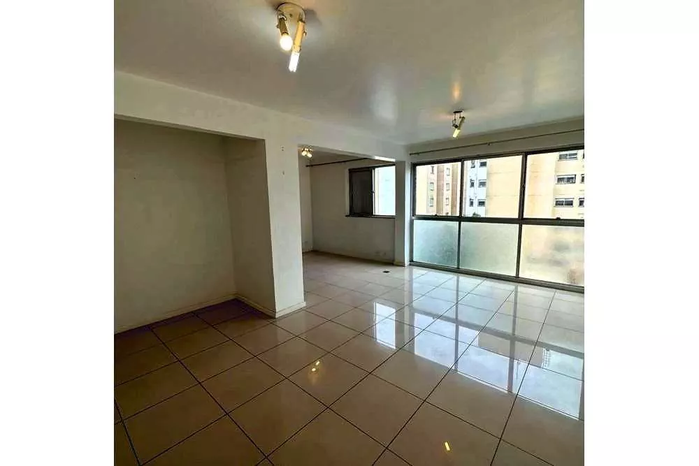 Apartamento à venda com 2 quartos, 90m² - Foto 2