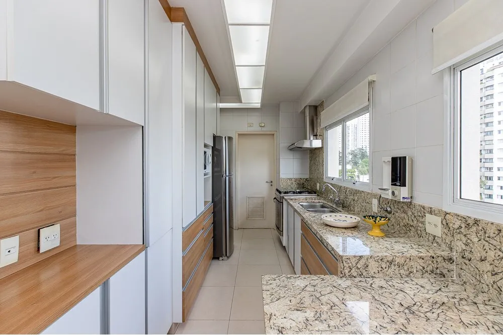 Apartamento, 3 quartos, 132 m² - Foto 2