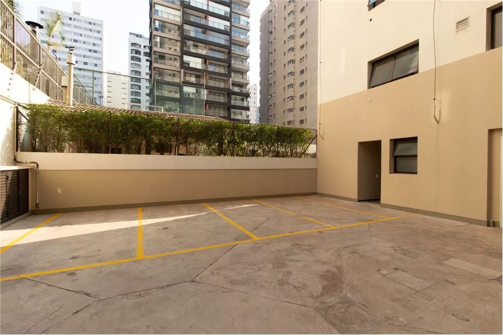 Apartamento à venda com 4 quartos, 192m² - Foto 2