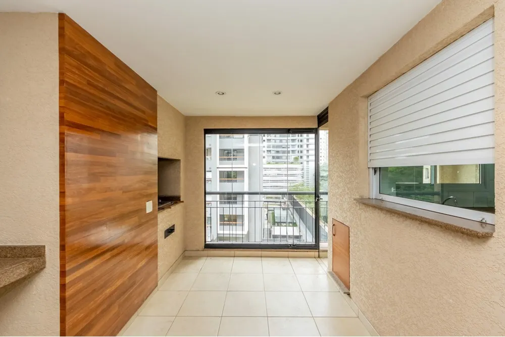 Apartamento, 3 quartos, 218 m² - Foto 1