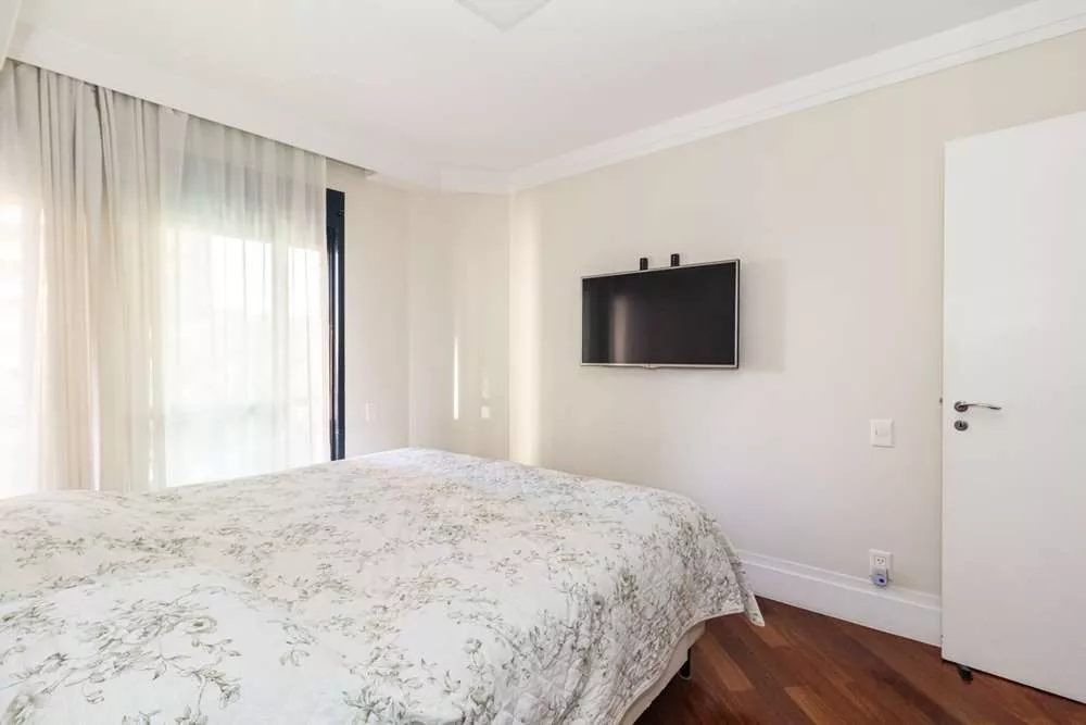 Apartamento à venda com 4 quartos, 357m² - Foto 8